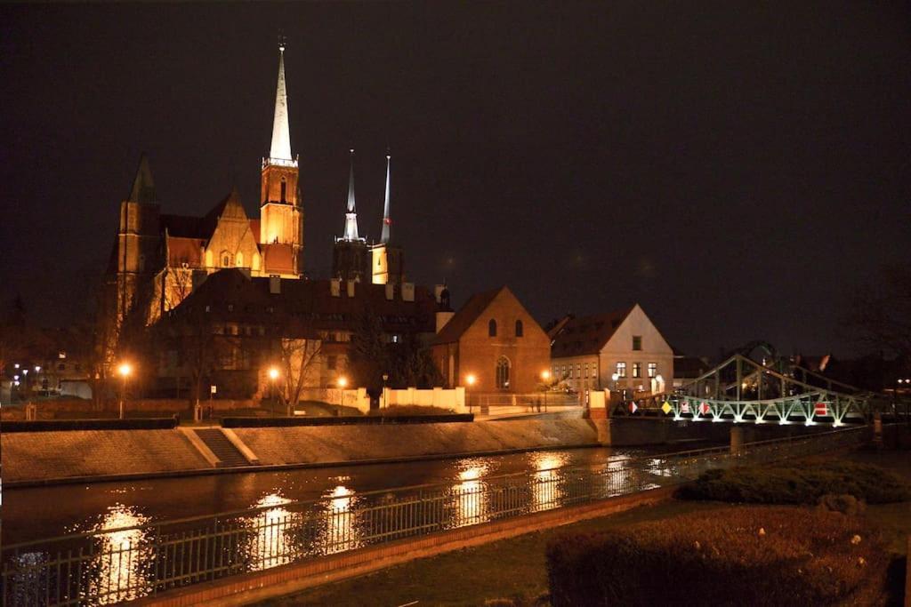 Unique Apartment City Center Wrocław Buitenkant foto